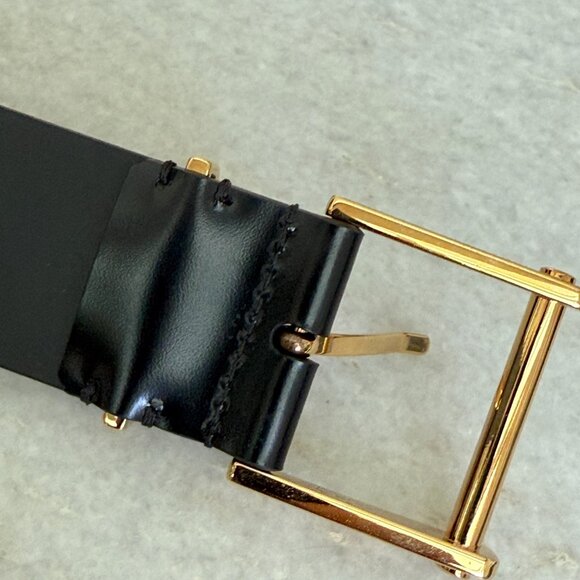 Versace Gold Buckle Black Calf Leather Belt 1011124 Italy, 90, 115, 120 - Picture 5 of 12